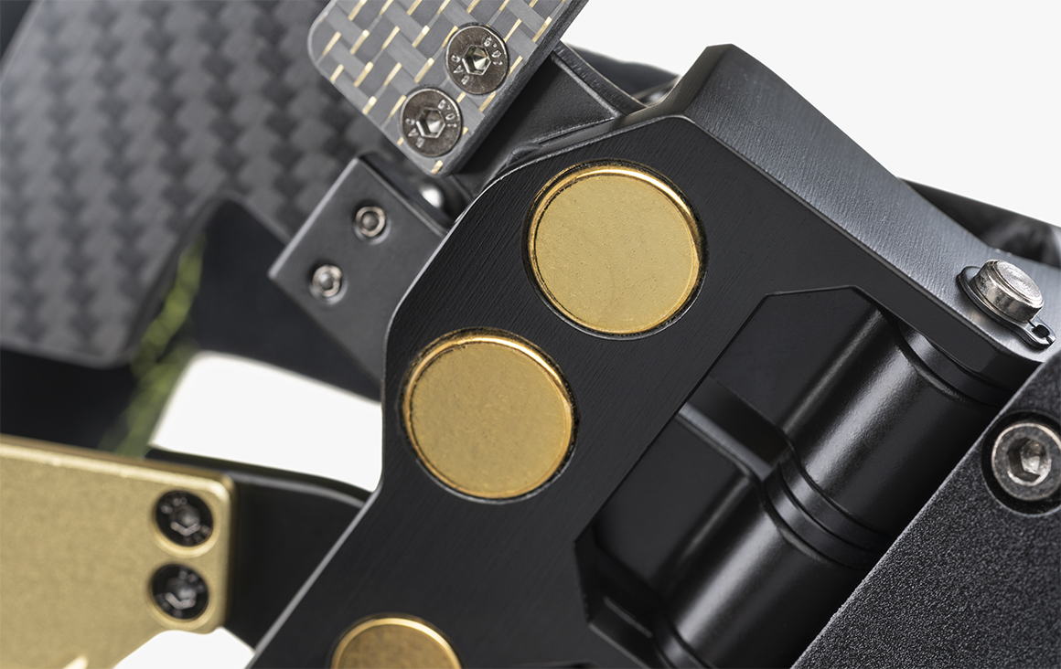 Springless mechanism for durability