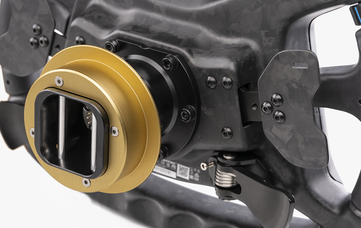 QR2 Pro Wheel-Side.